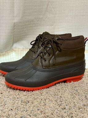 Tommy Hilfiger sz 12 Men's Celcius Rain Snow Duck Boots orange green brown shoe